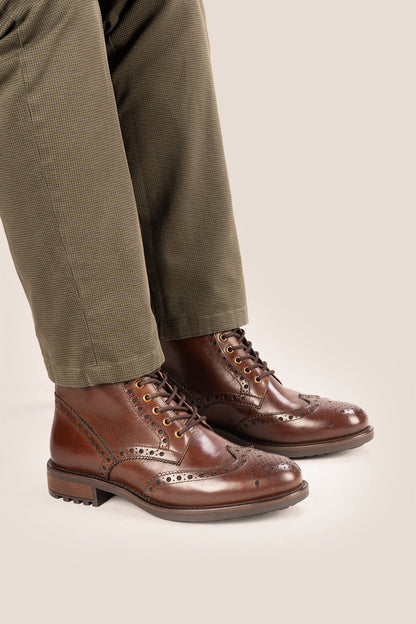 Harrogate Brown Brogue Boots